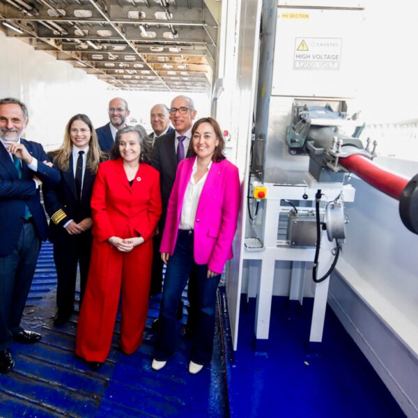 Descarbonització dels molls del Port de Barcelona per un transport més sostenible