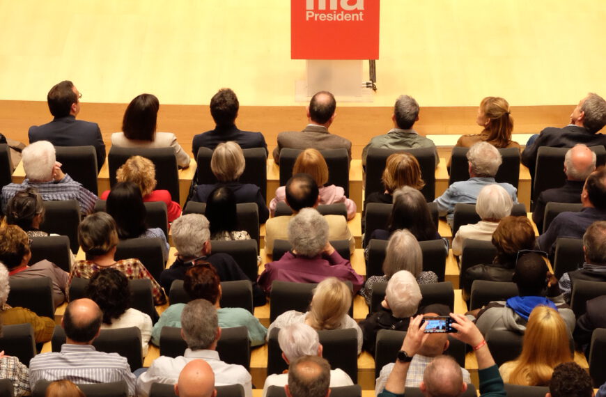 Paneque proposa el PSC com la definició més precisa delcatalanisme i la garantia del retorn del progrés il’excel·lència com a signe d’identitat de les comarques gironines i de Catalunya