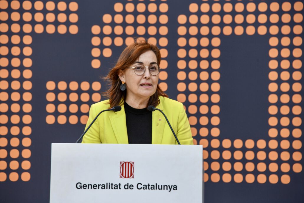 Inauguració T-100 al Palau Robert